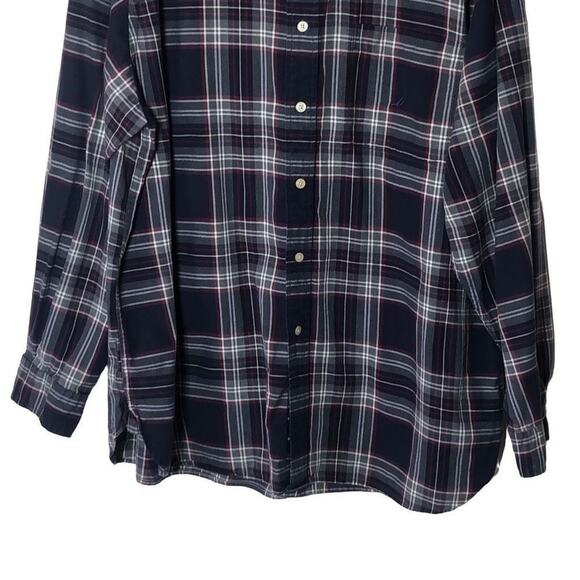 Nautica Plaid Button-Down Shirt XL Navy Blue Work or Casual Excellent Condition - Picture 4 of 12